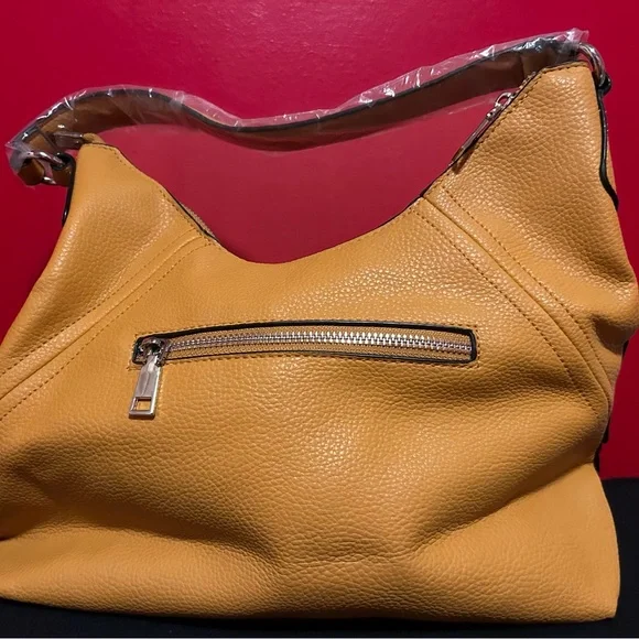 Bolzano Handbag - Picture 2 of 12